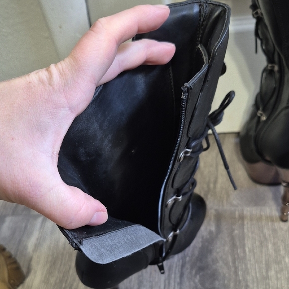 Muerto Gothic Finger Bone Heel Skull Buckle Mid Calf Boots Demonia 1026 Sz 7 - Picture 6 of 15